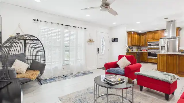 Listing Photo 16