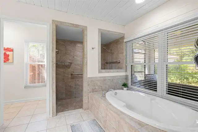 Listing Photo 54