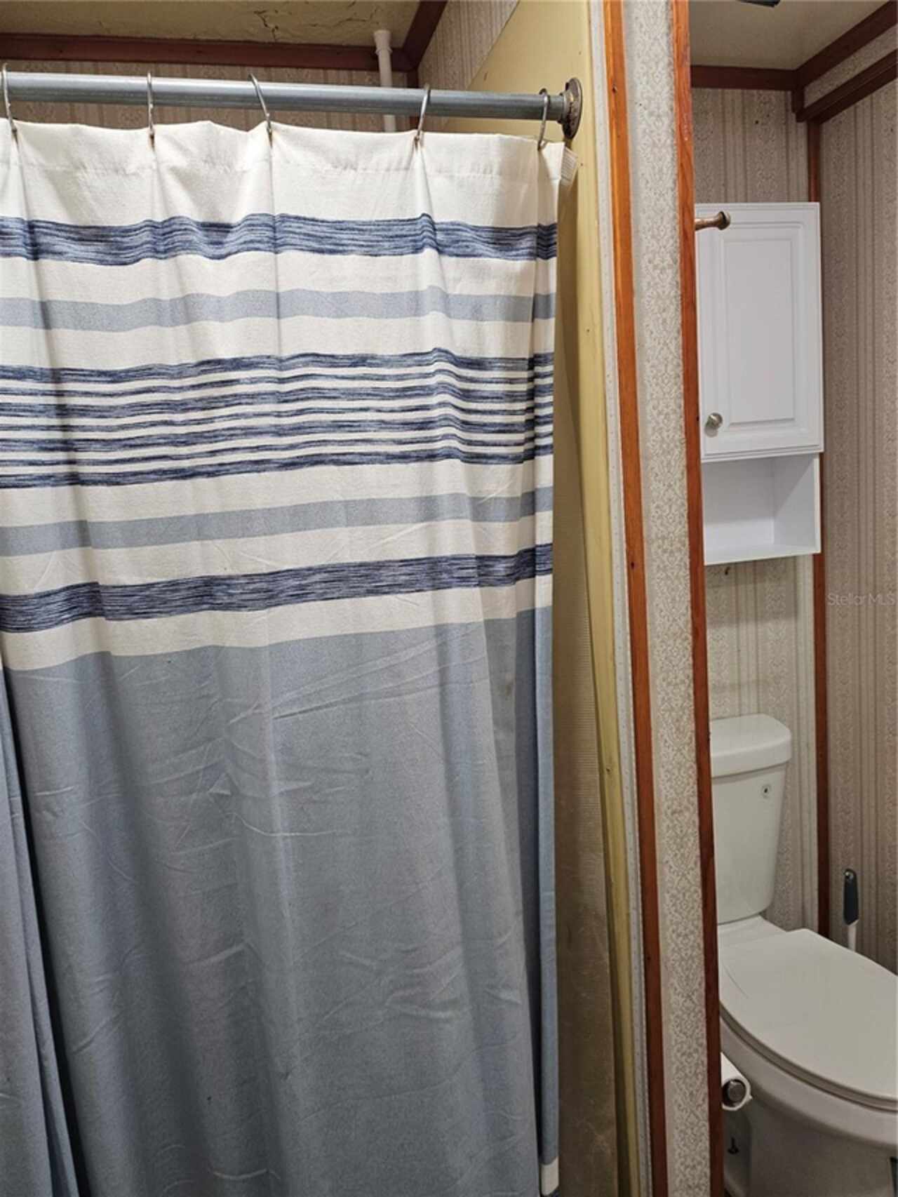 Listing Photo 12