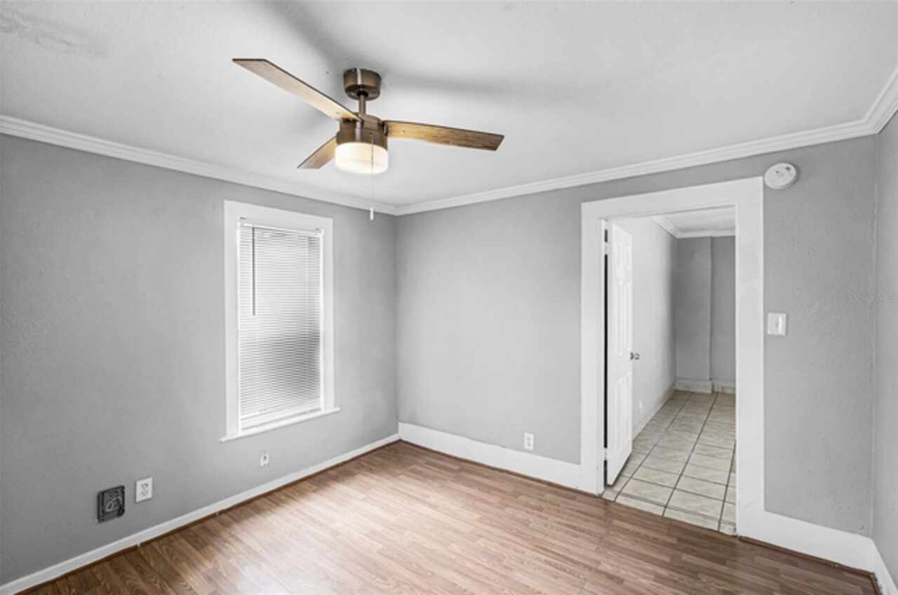 Listing Photo 7