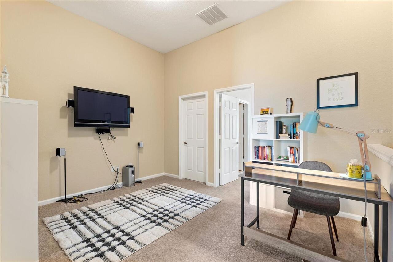 Listing Photo 16