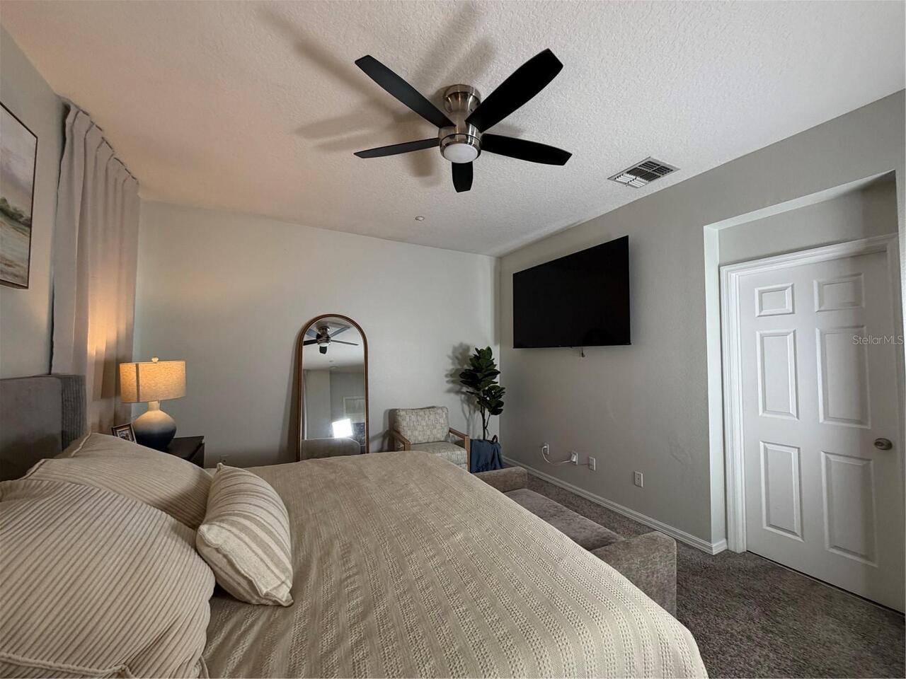 Listing Photo 43
