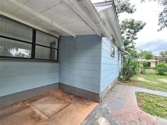 Listing Photo 16