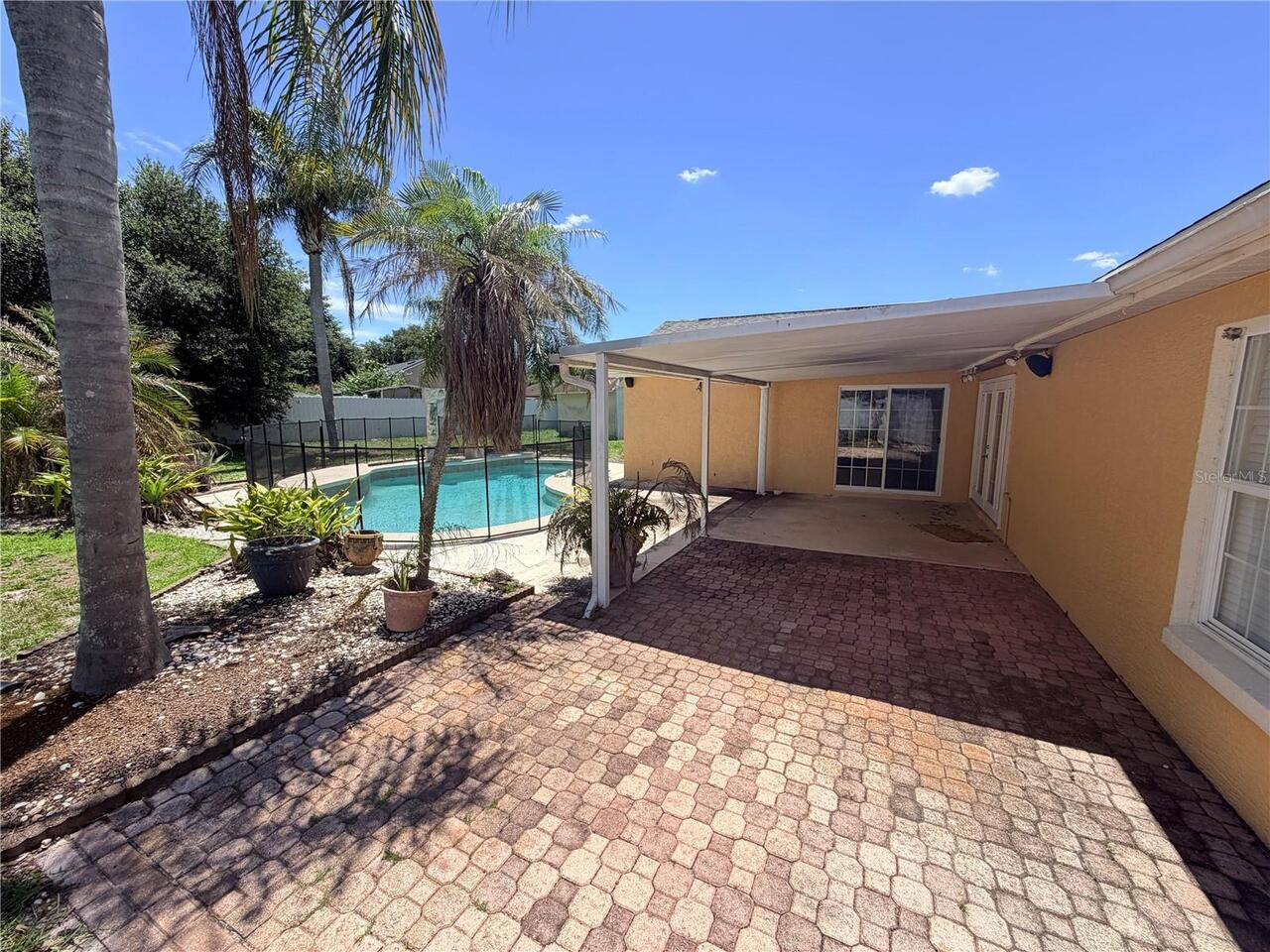 Listing Photo 10