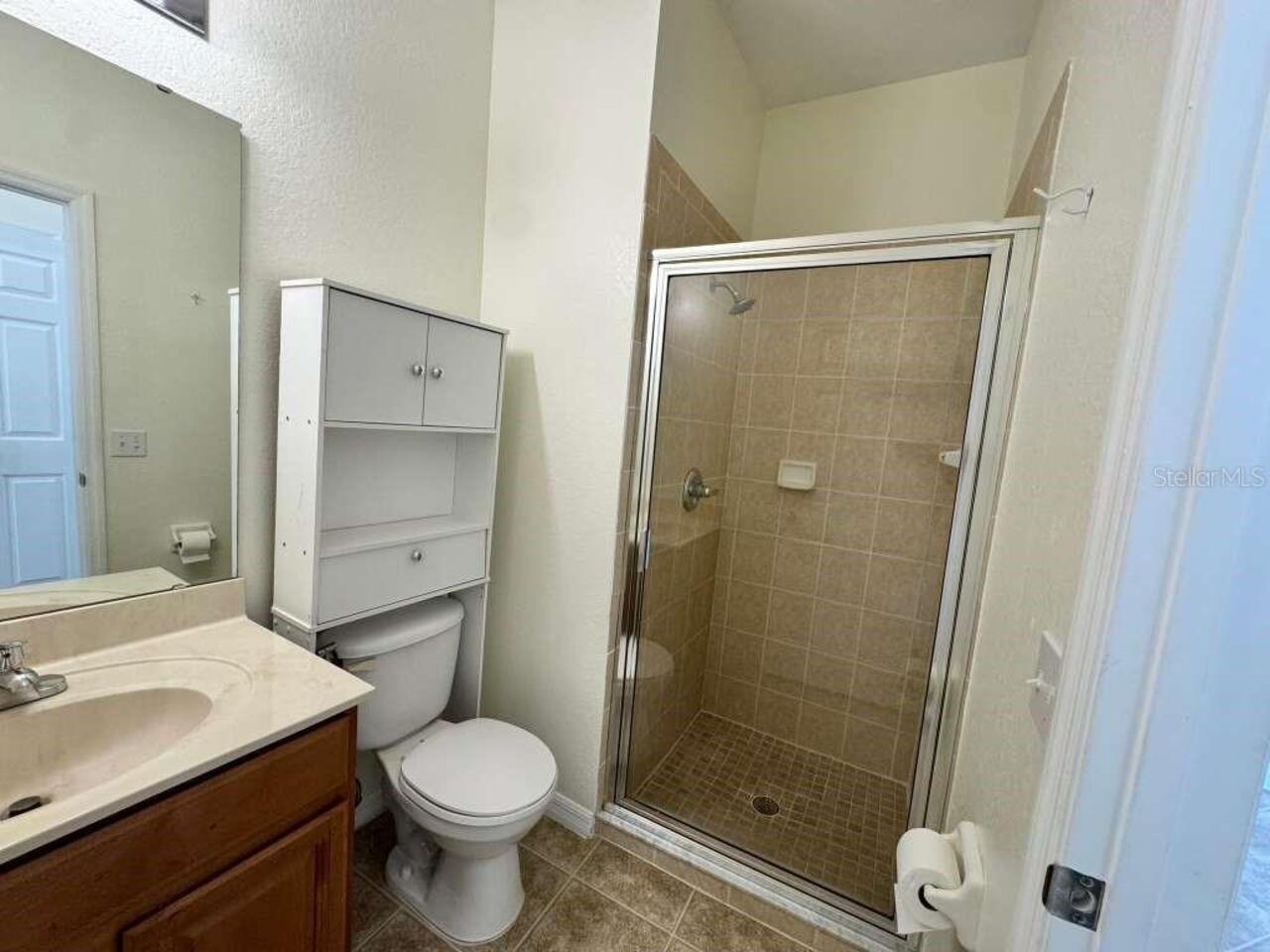 Listing Photo 11
