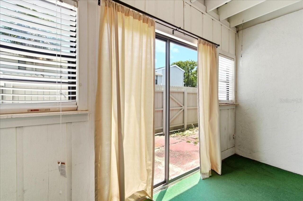 Listing Photo 12