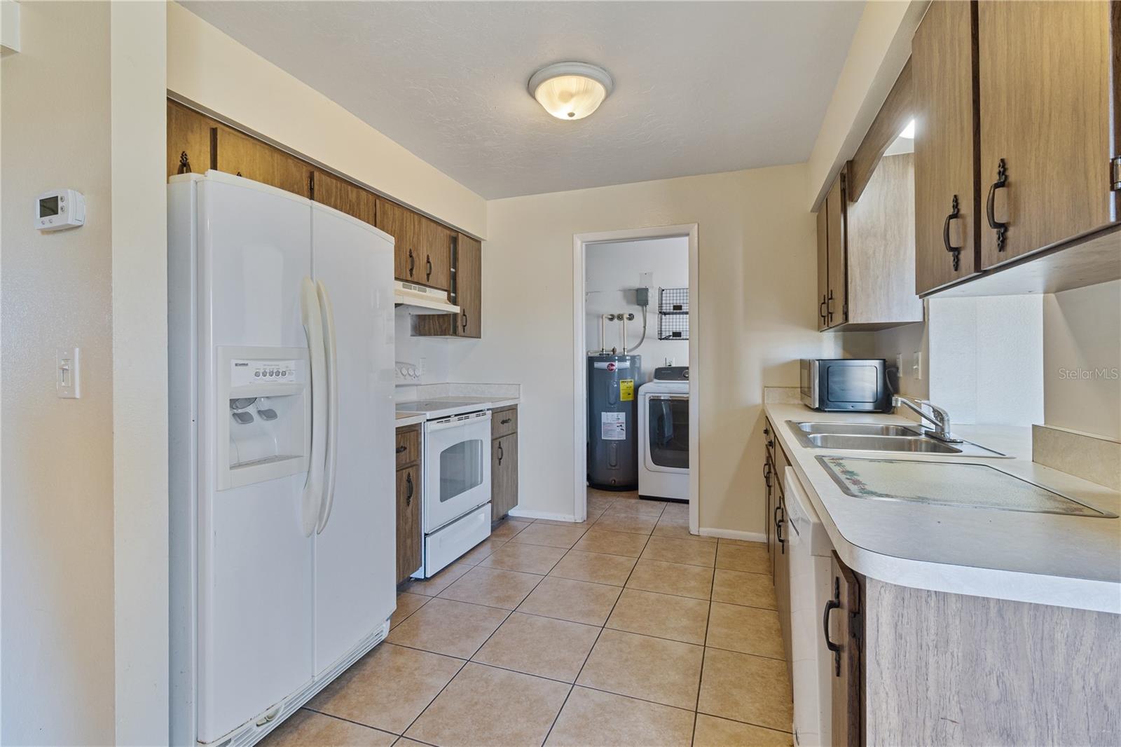 Listing Photo 10