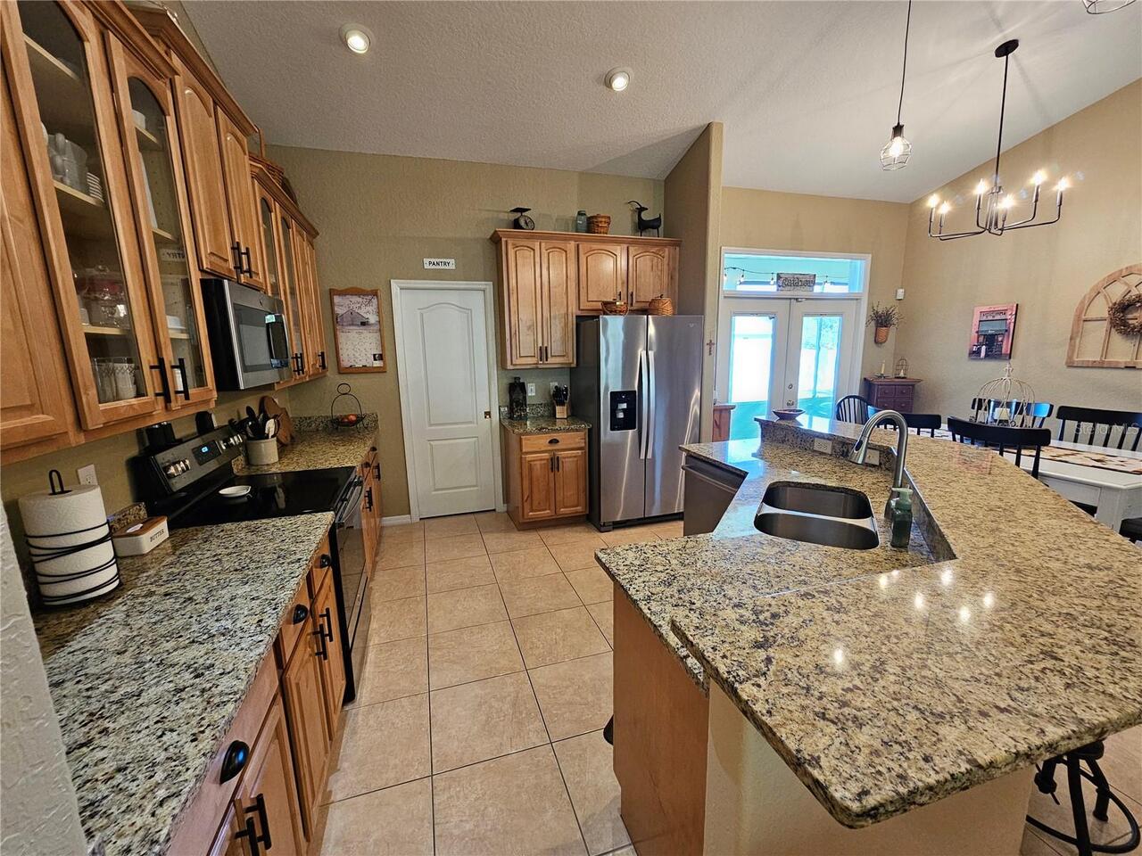 Listing Photo 17
