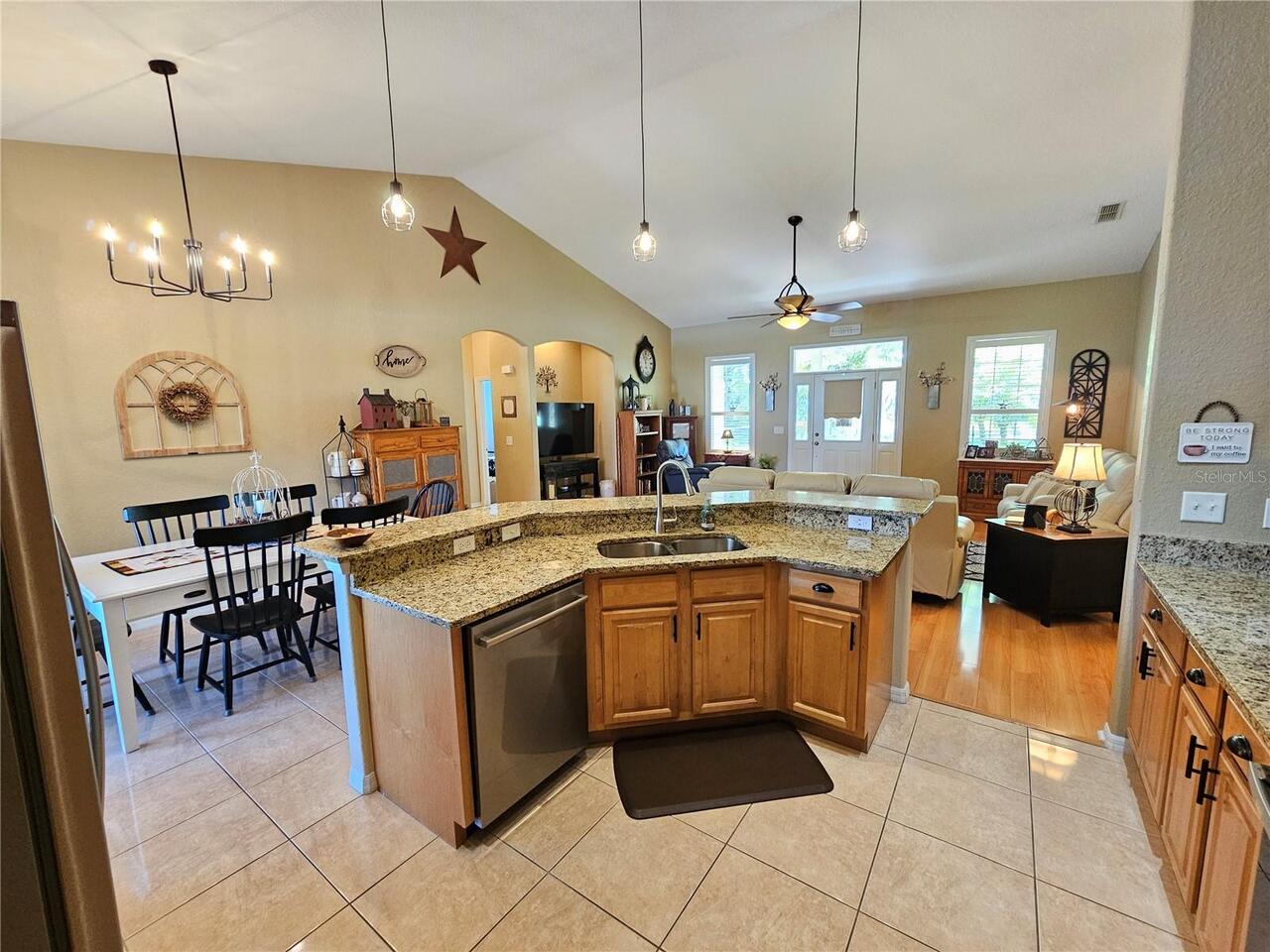 Listing Photo 19