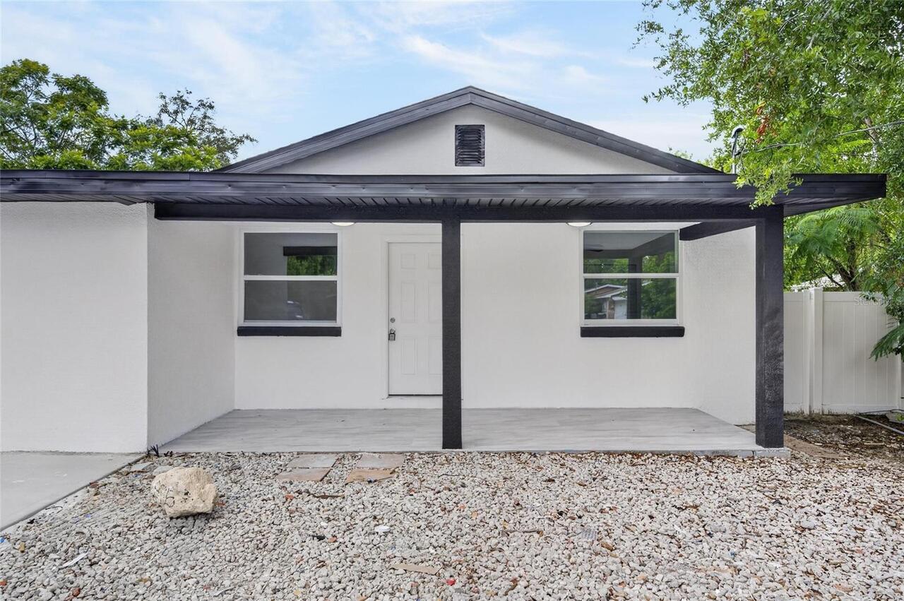Listing Photo 10