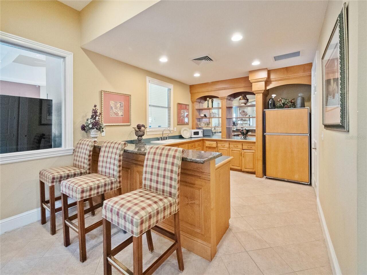 Listing Photo 7