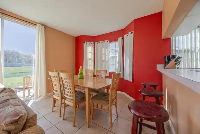 Listing Photo 9