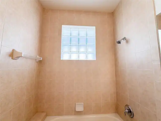 Listing Photo 34