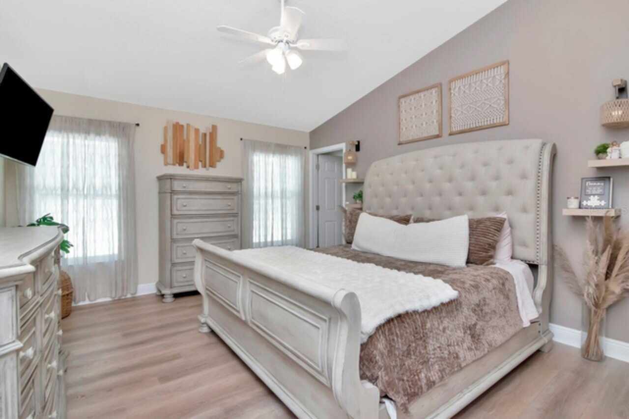Listing Photo 20