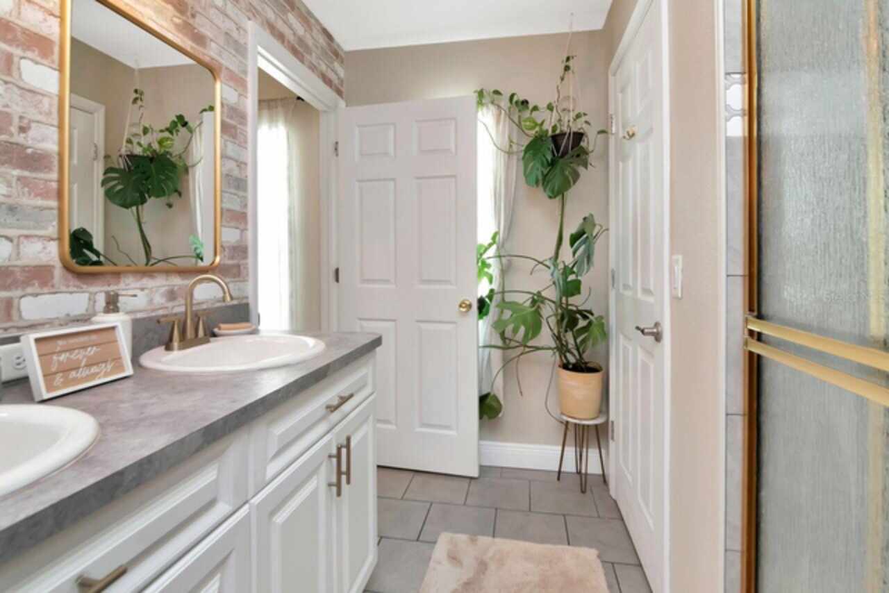 Listing Photo 25