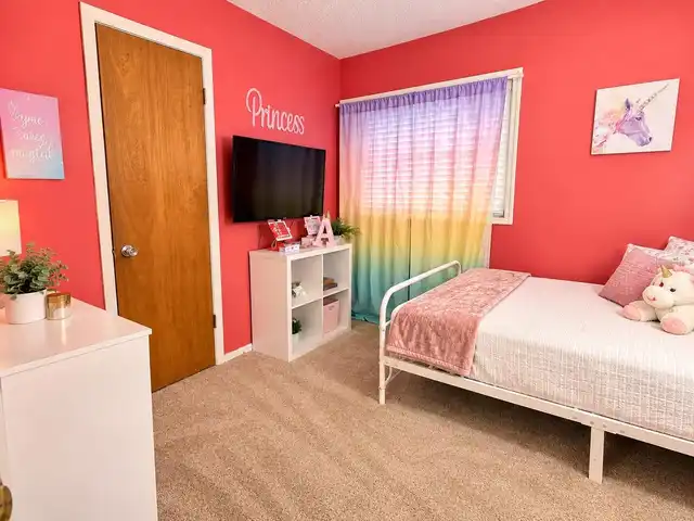Listing Photo 6