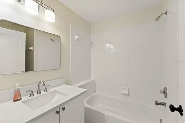 Listing Photo 23