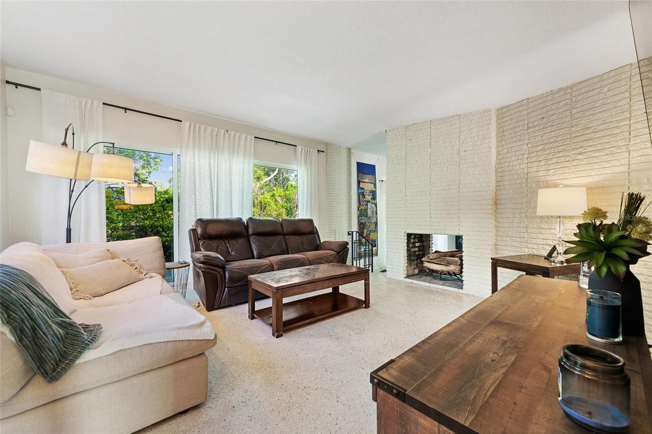 Listing Photo 18