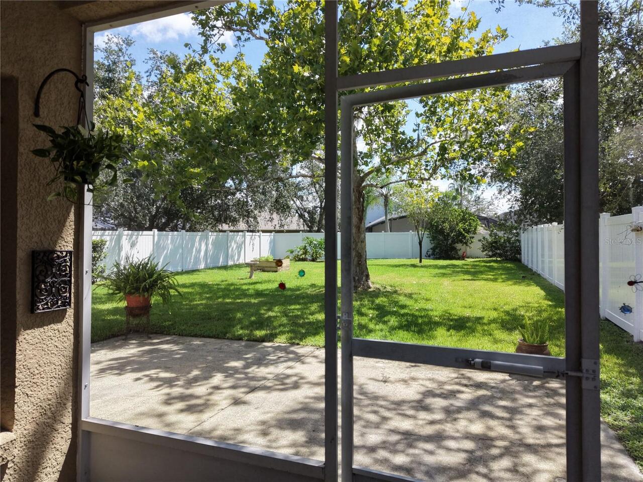 Listing Photo 11