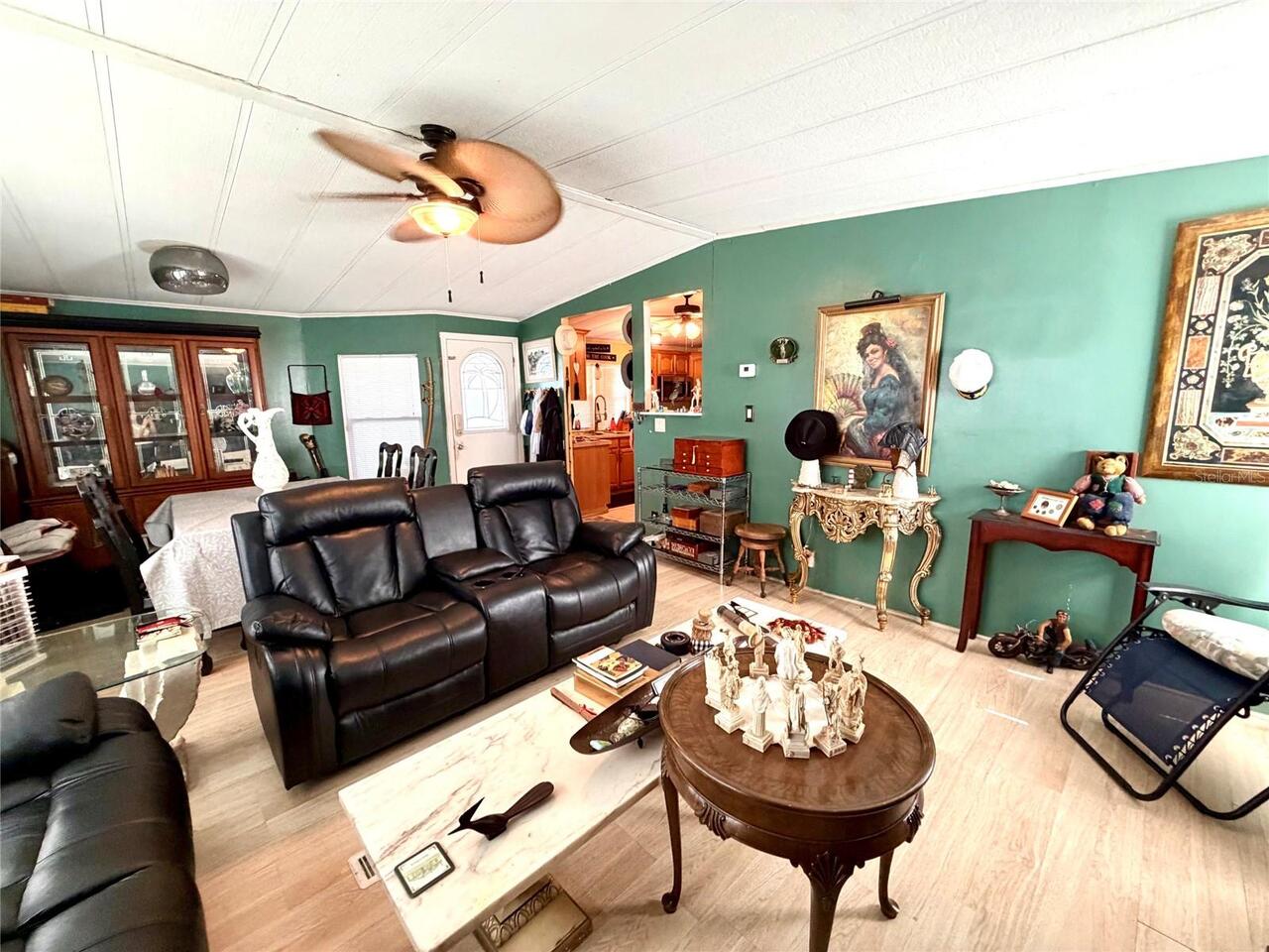 Listing Photo 7
