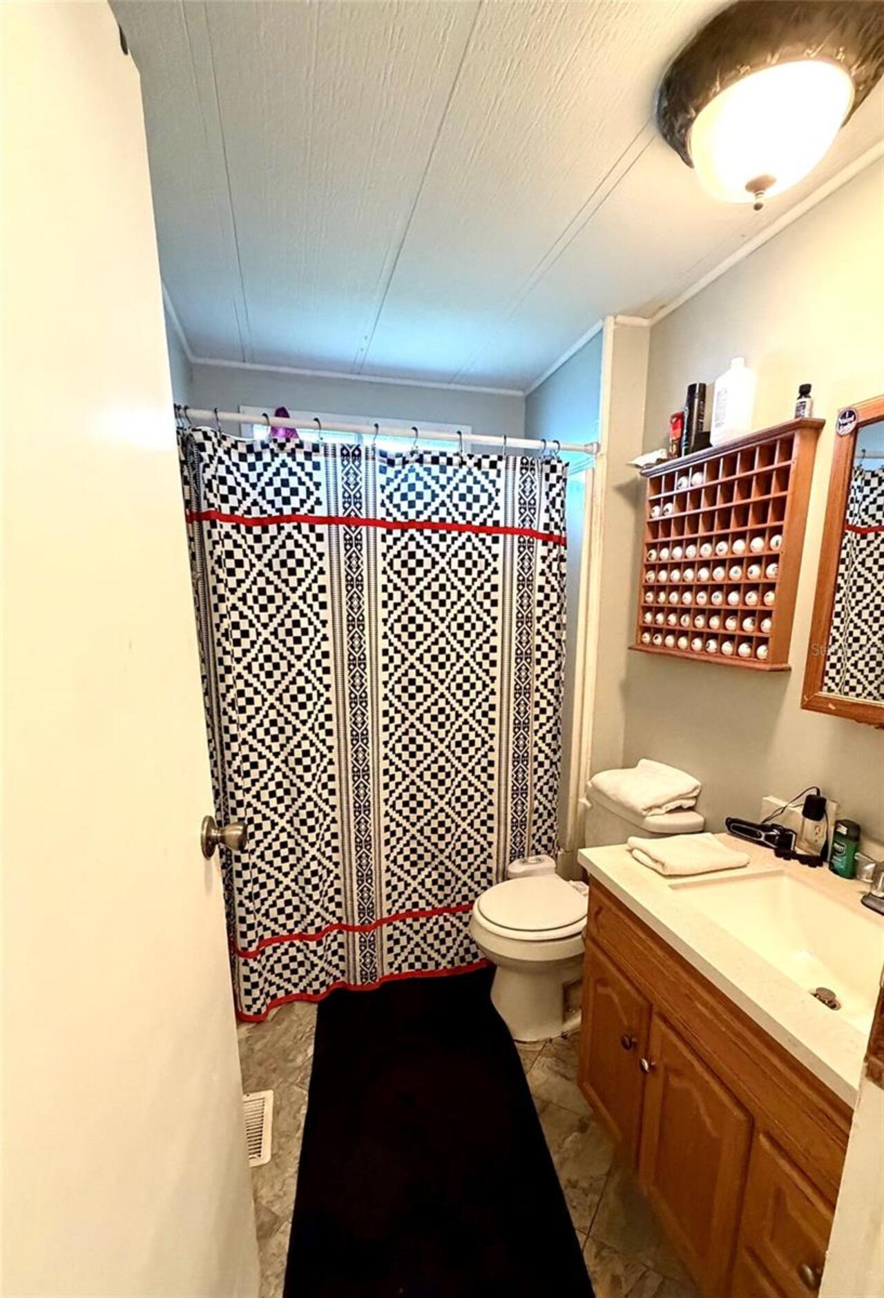 Listing Photo 17