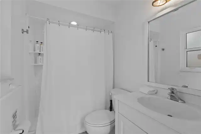 Listing Photo 25