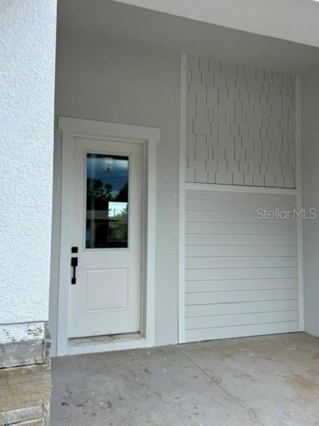 Listing Photo 12