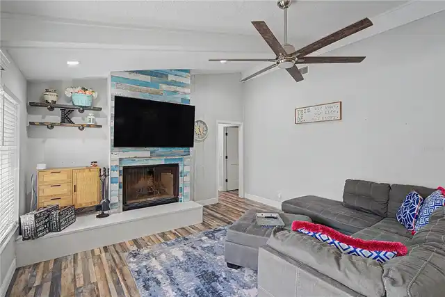 Listing Photo 19