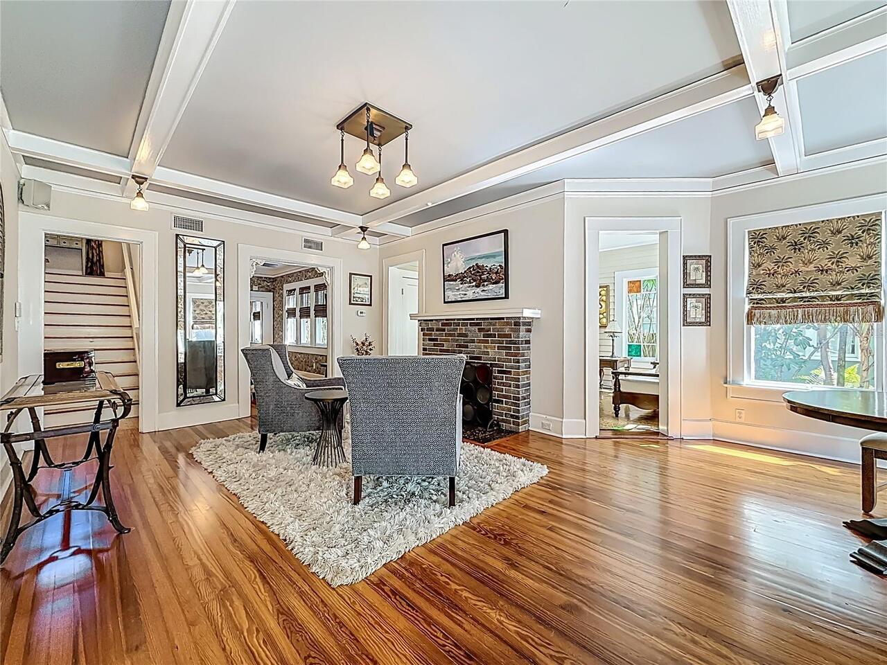 Listing Photo 7