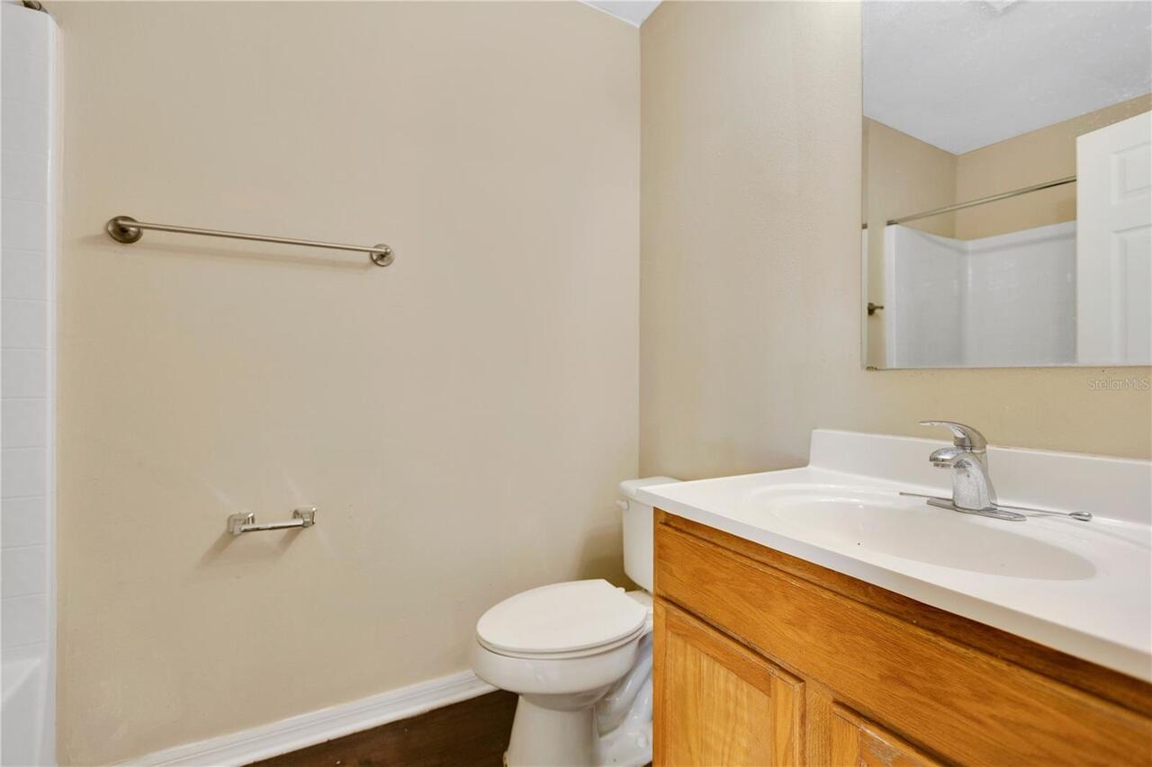Listing Photo 11