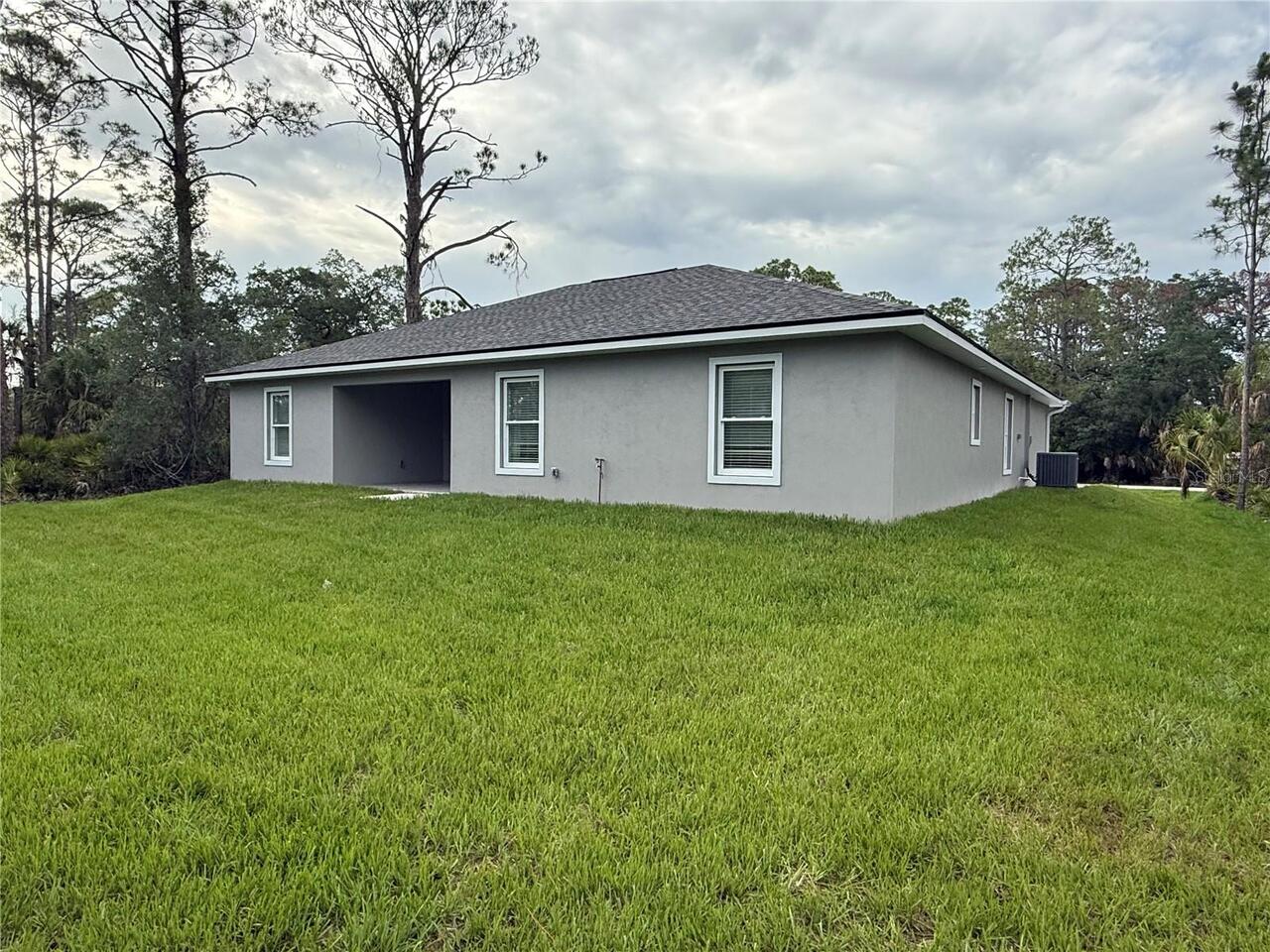 Listing Photo 7