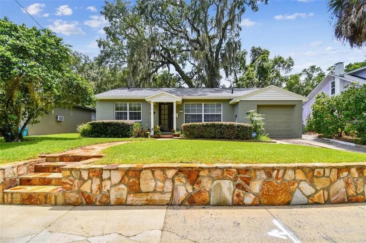 2BR, Residential Lease, 2BA, $3,200
Read More