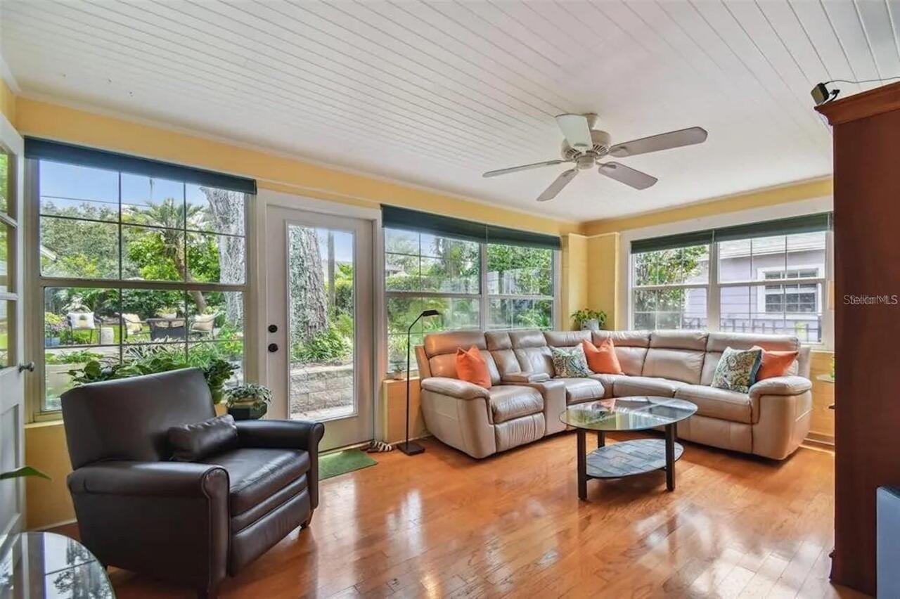 Listing Photo 8