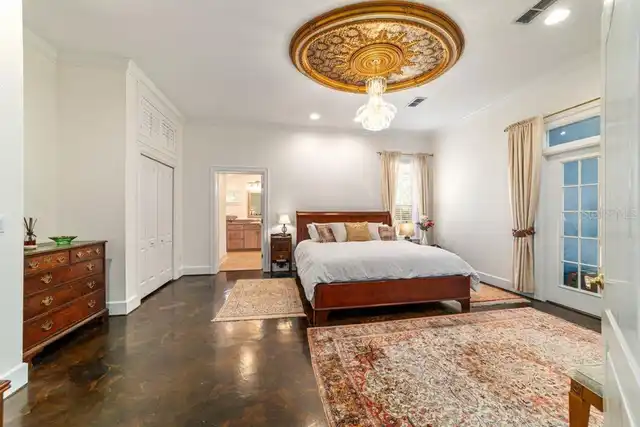 Listing Photo 22