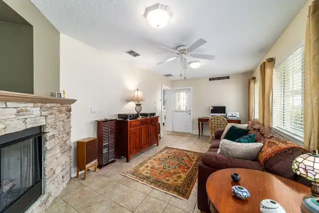 Listing Photo 25