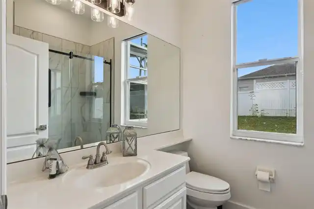 Listing Photo 17