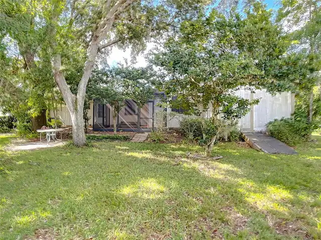 Listing Photo 16