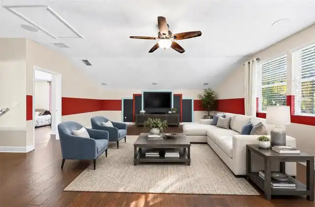 Listing Photo 19