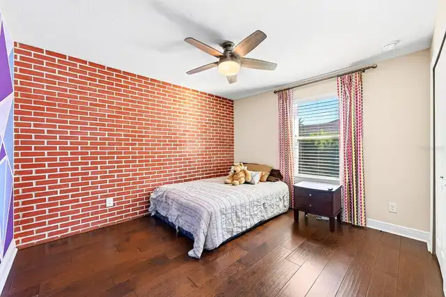 Listing Photo 25