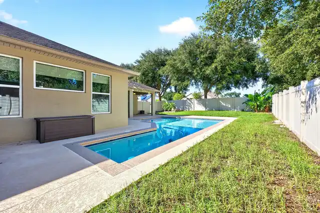 Listing Photo 32