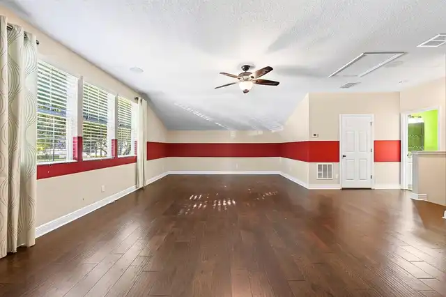 Listing Photo 47