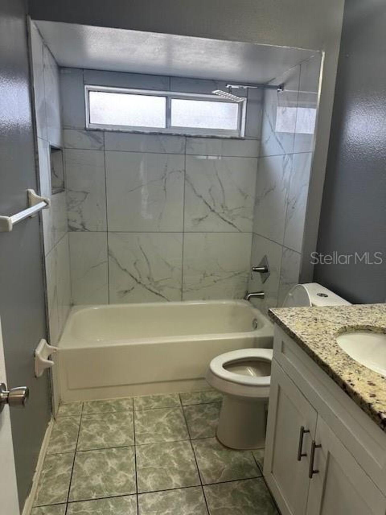 Listing Photo 12