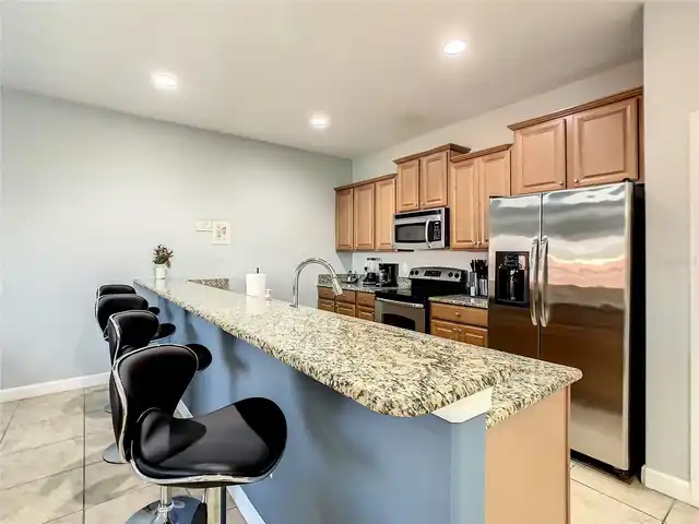 Listing Photo 7