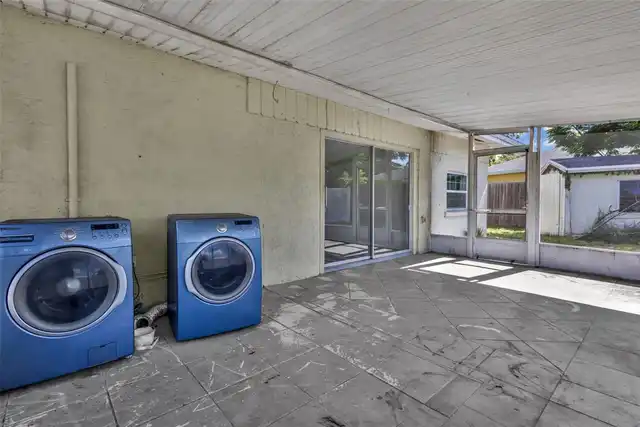 Listing Photo 9