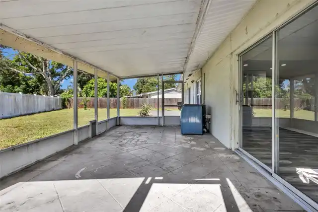 Listing Photo 11