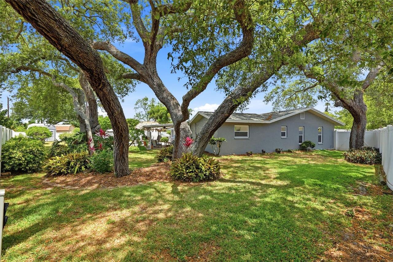 Listing Photo 8