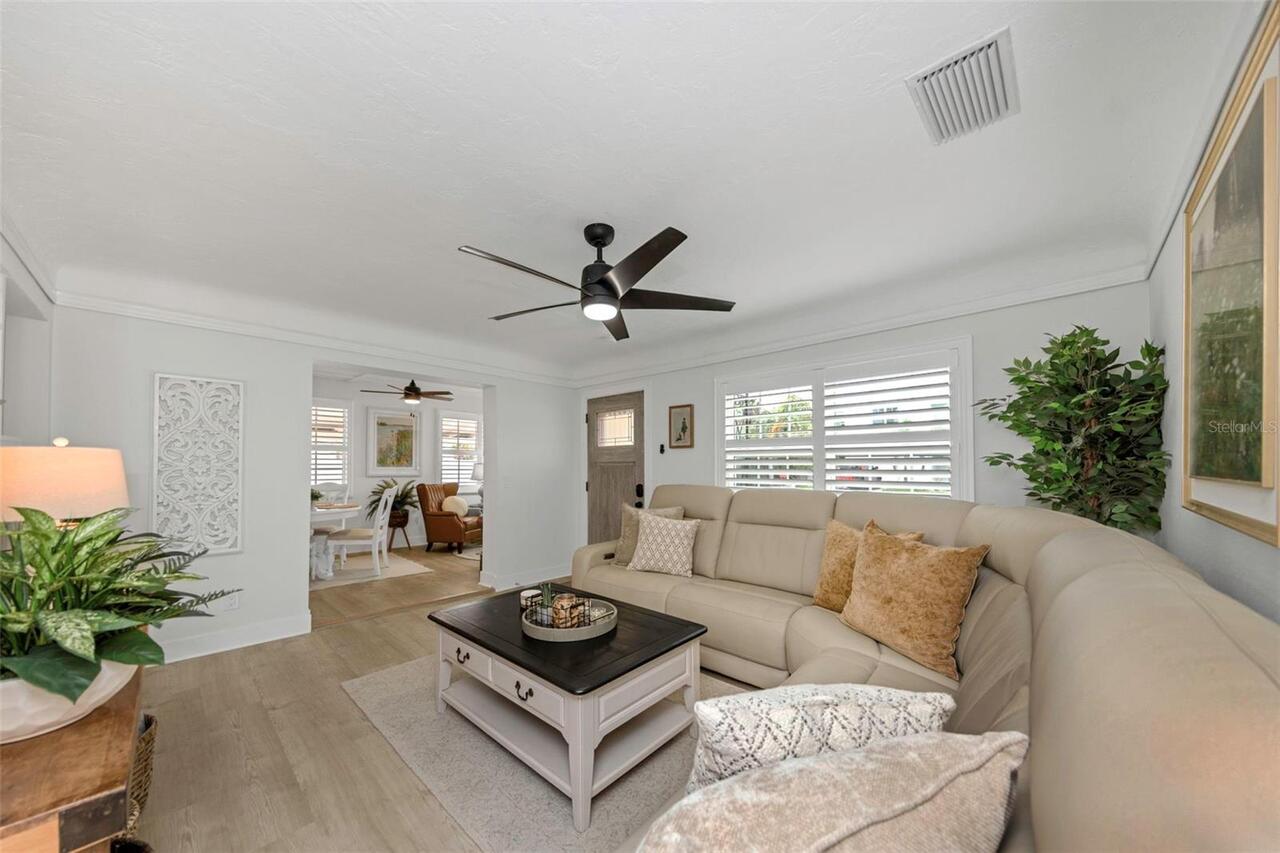 Listing Photo 8
