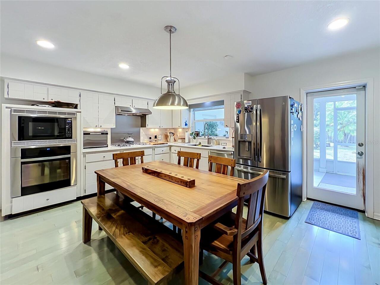 Listing Photo 18