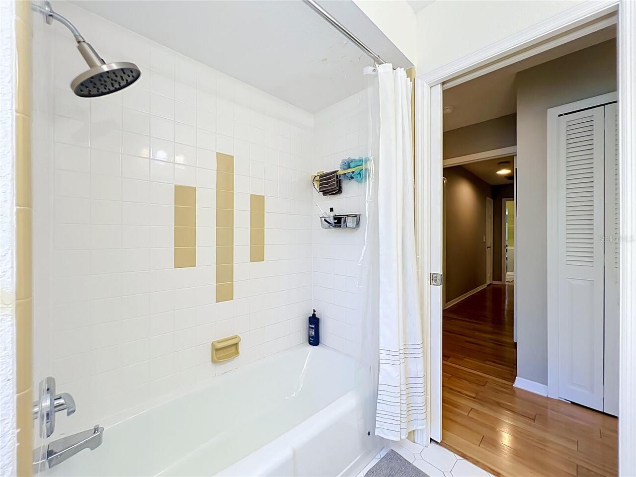 Listing Photo 23