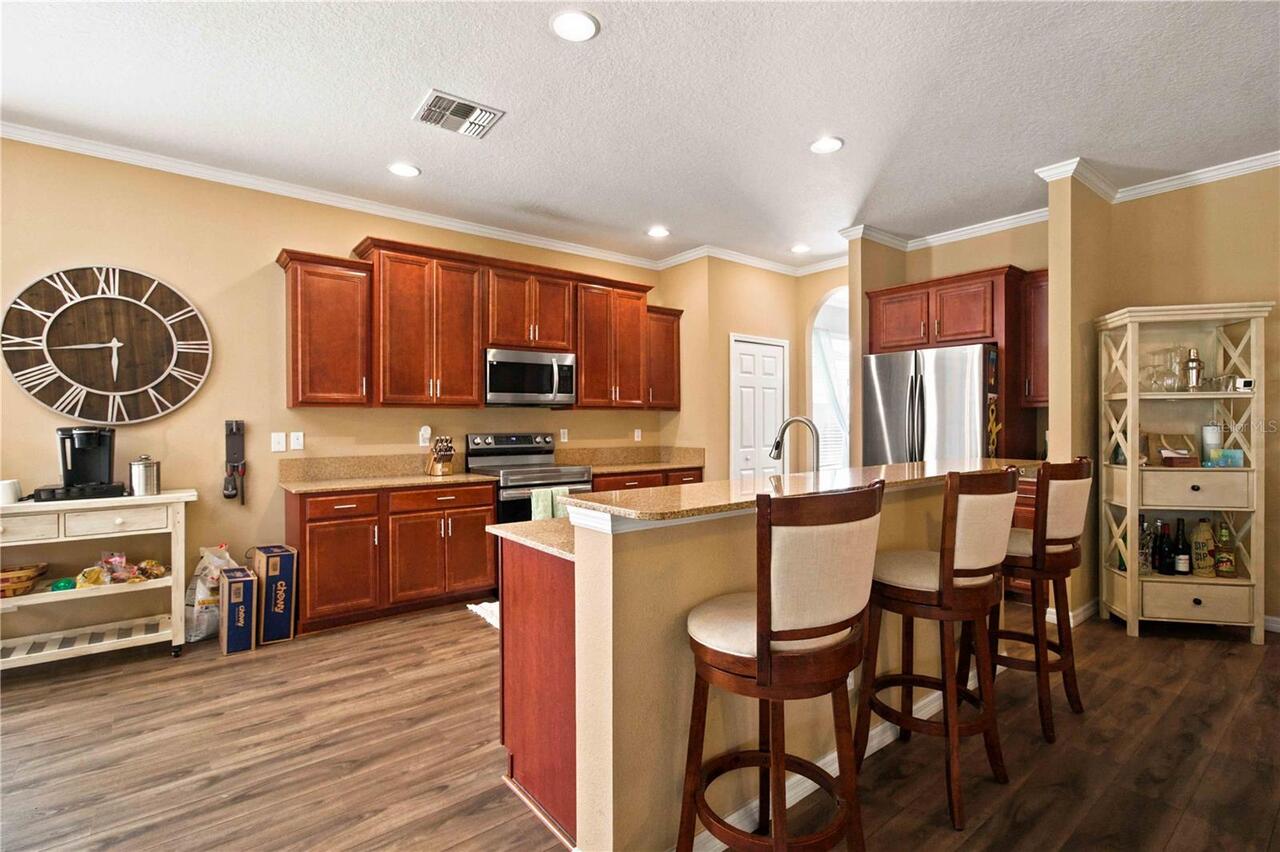 Listing Photo 17